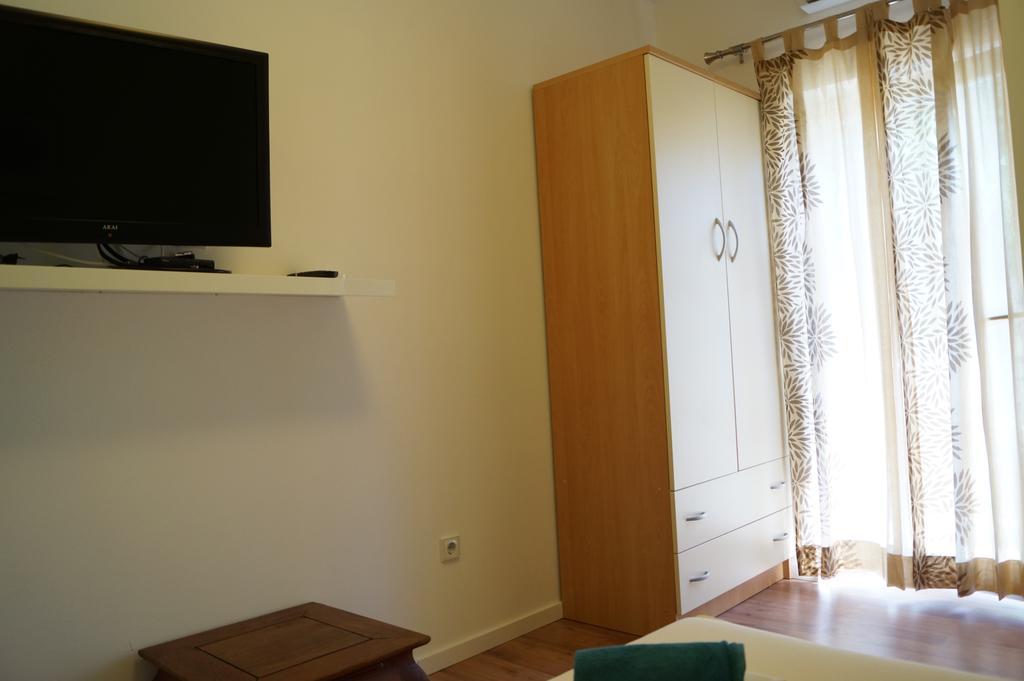 Apartment Mario With Private Parking Makarska
